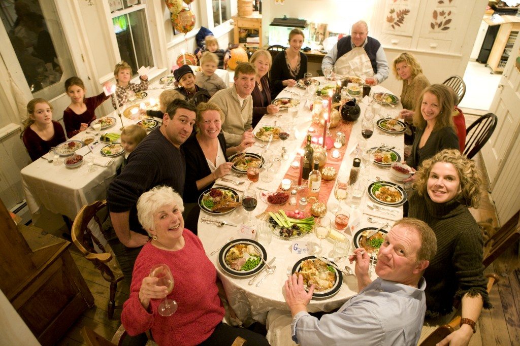 How to Photograph the Thanksgiving Dinner Table